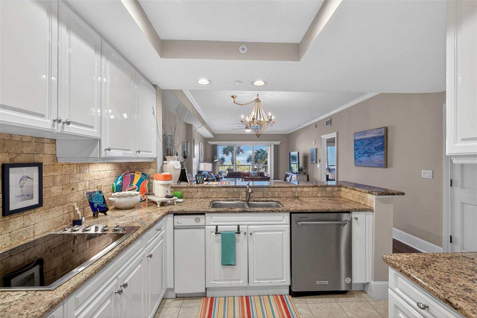 15 AVENUE DE LA MER #2204