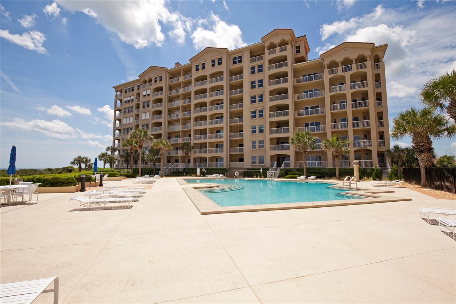 15 AVENUE DE LA MER #2204