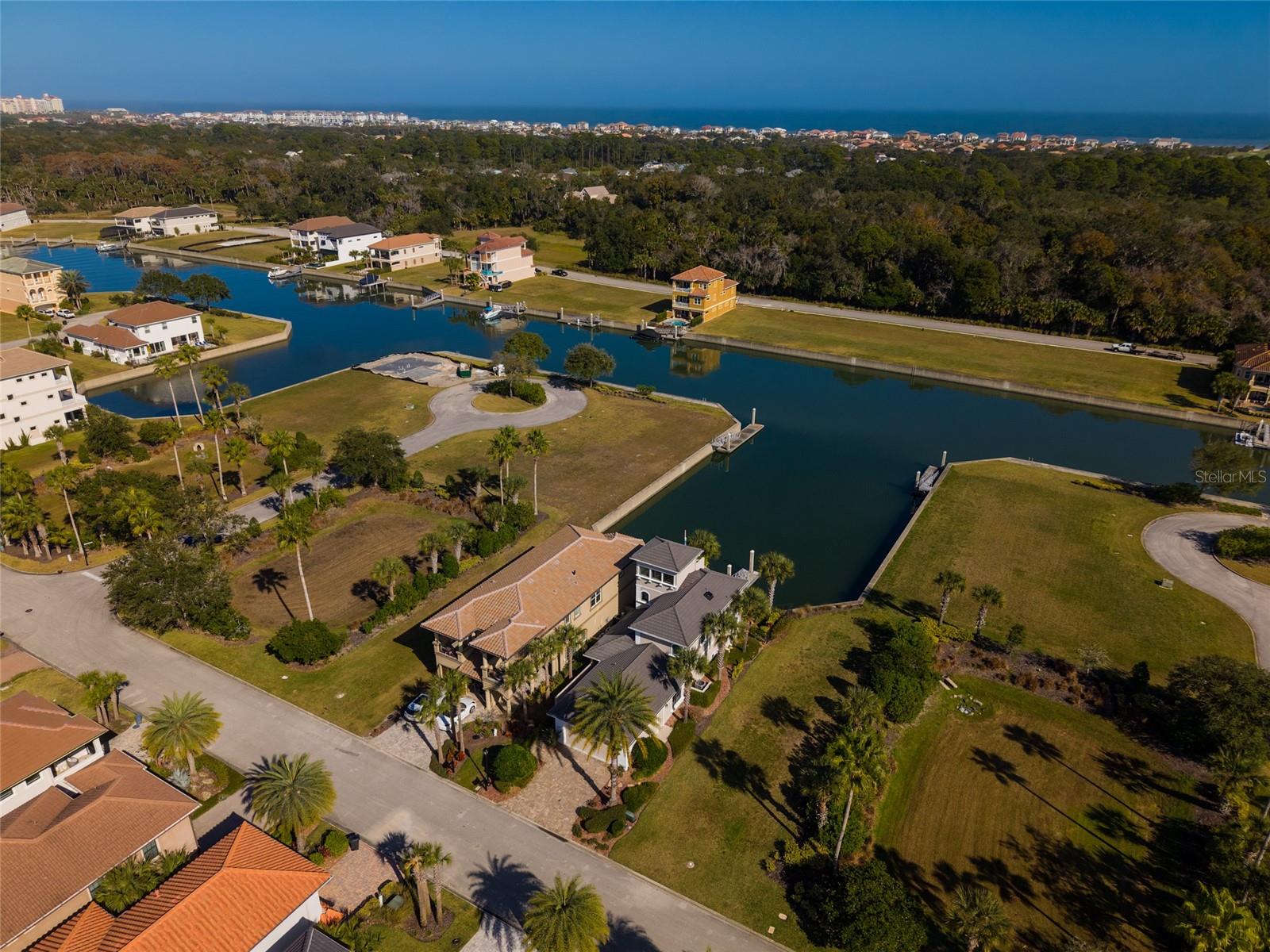 259 YACHT HARBOR DR