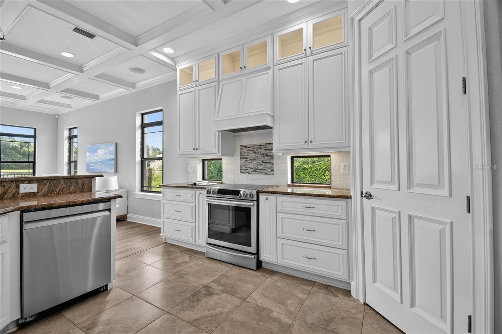 259 YACHT HARBOR DR