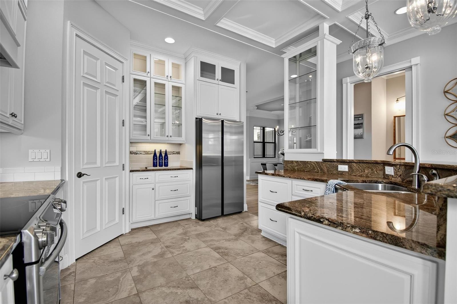 259 YACHT HARBOR DR