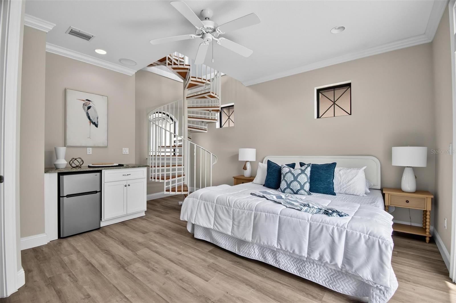 259 YACHT HARBOR DR