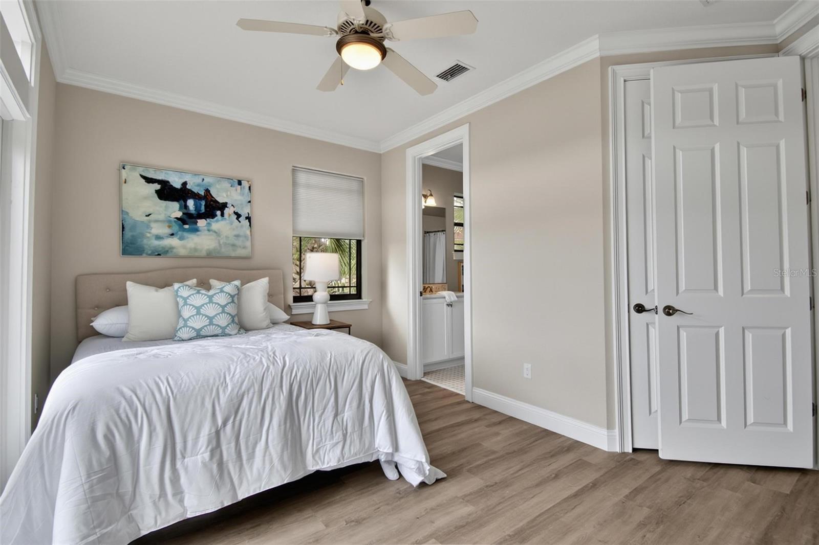 259 YACHT HARBOR DR