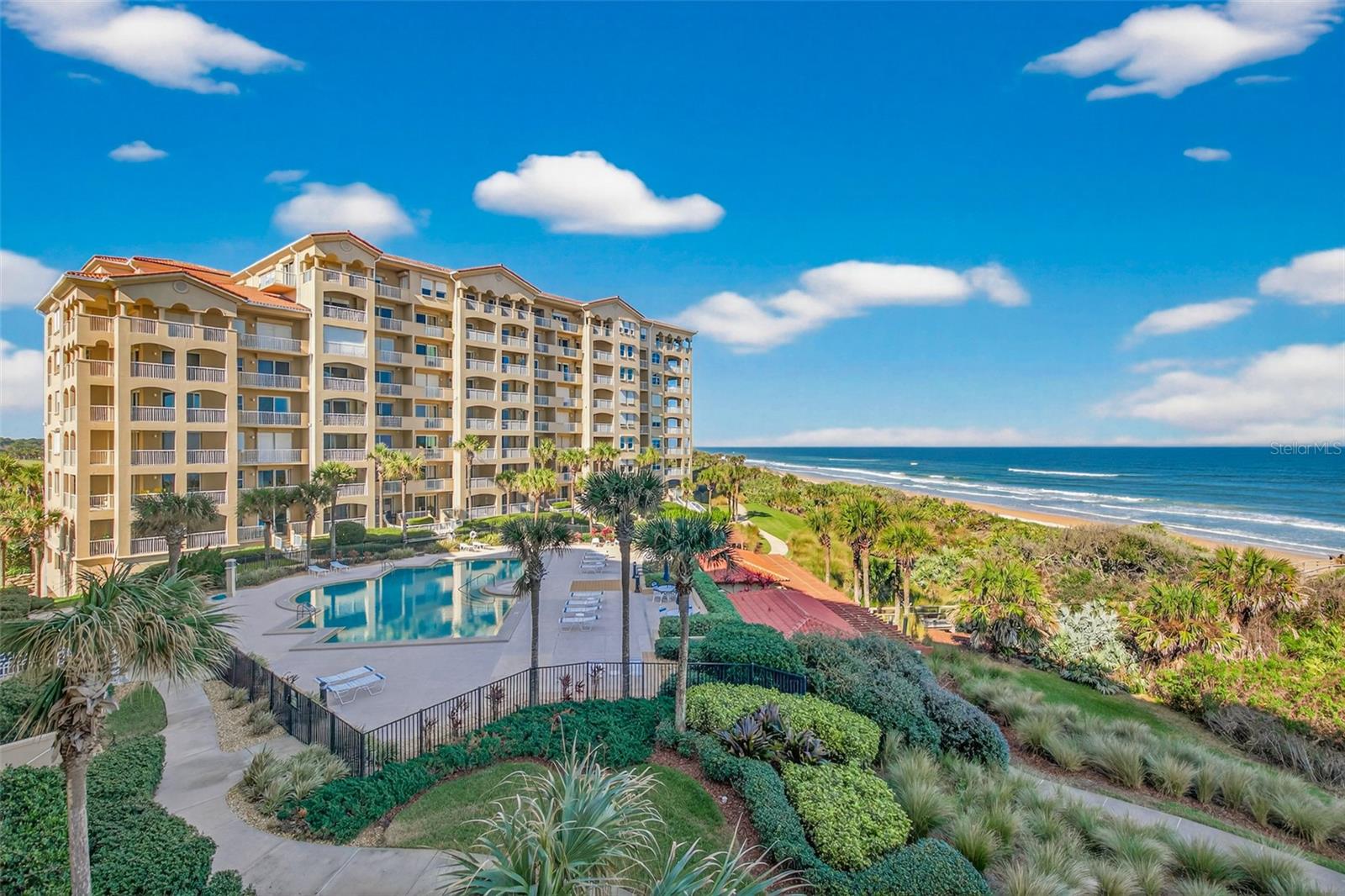 15 AVENUE DE LA MER #2305