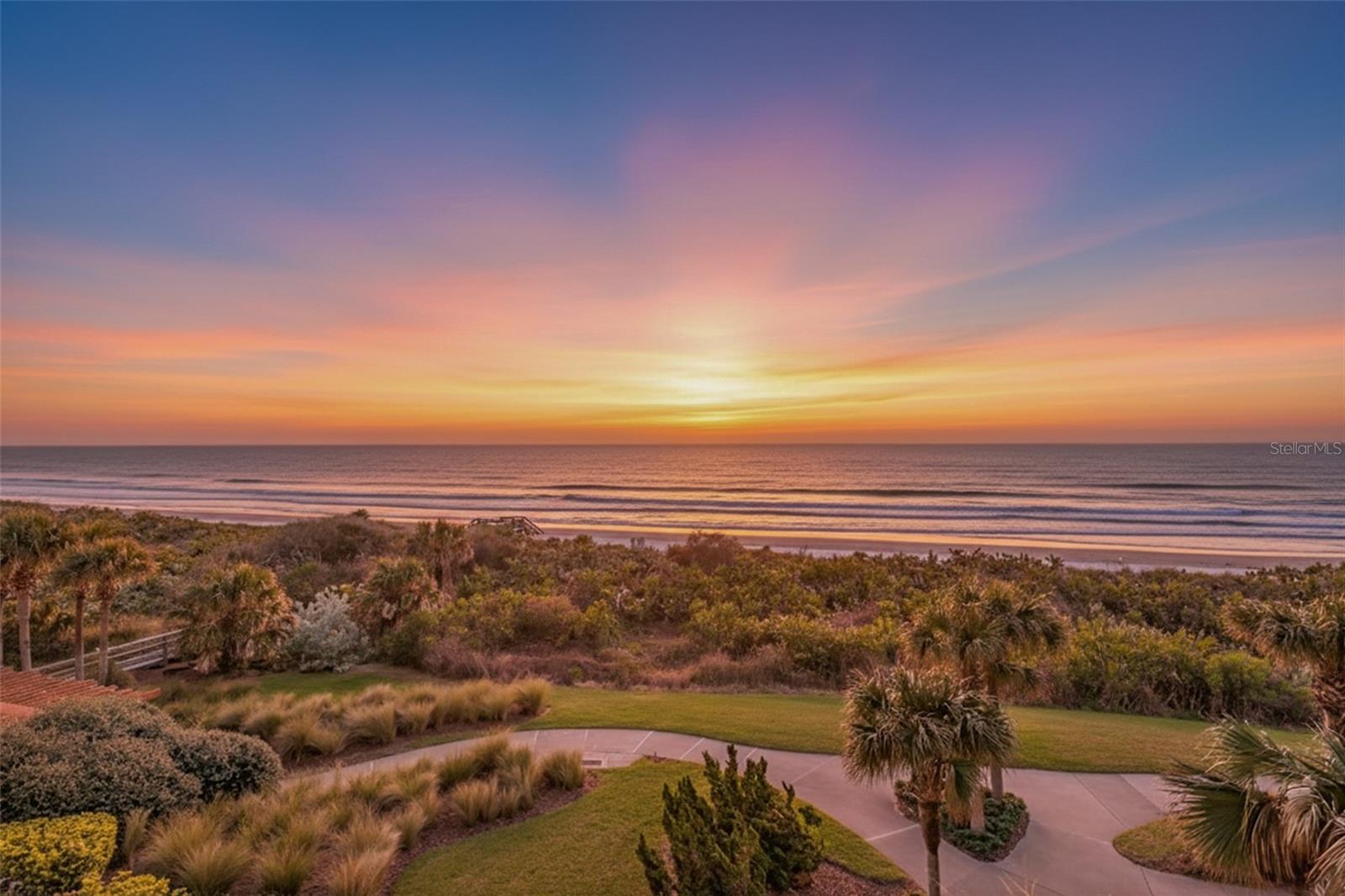 15 AVENUE DE LA MER #2305