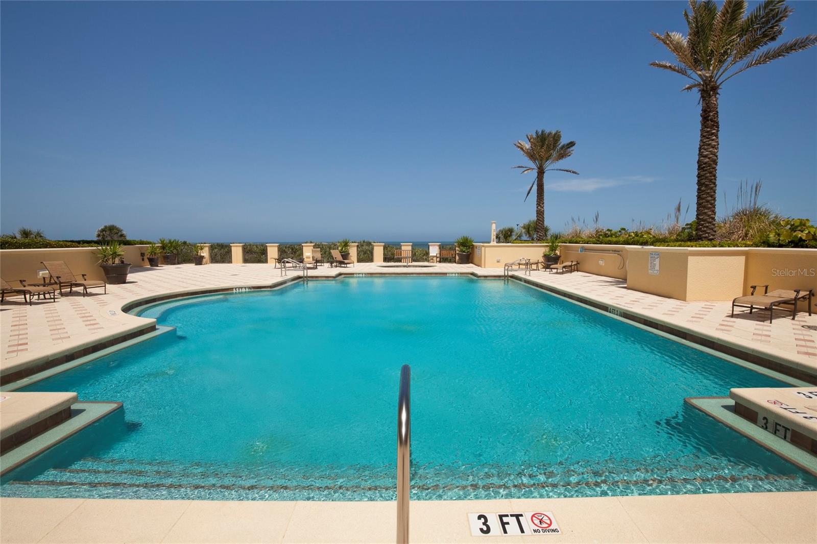 19 AVENUE DE LA MER #804