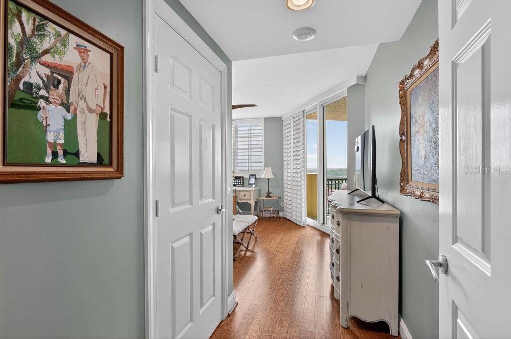 19 AVENUE DE LA MER #804