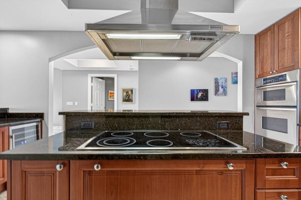 19 AVENUE DE LA MER #804