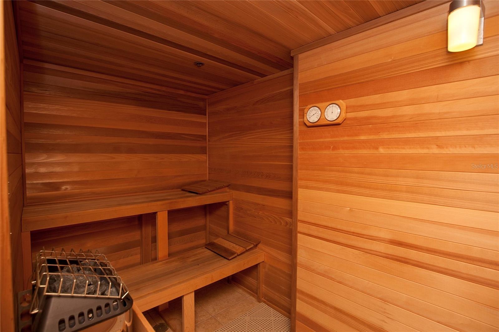 19 AVENUE DE LA MER #804