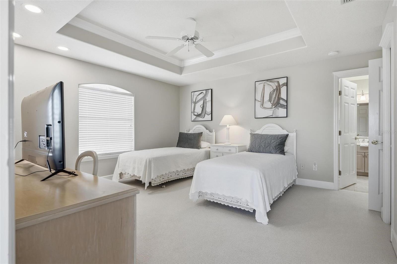 10 CORDOBA CT