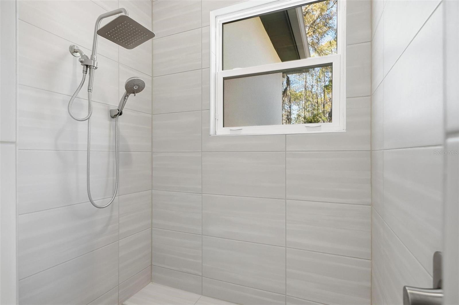 67 NEW LEATHERWOOD DR