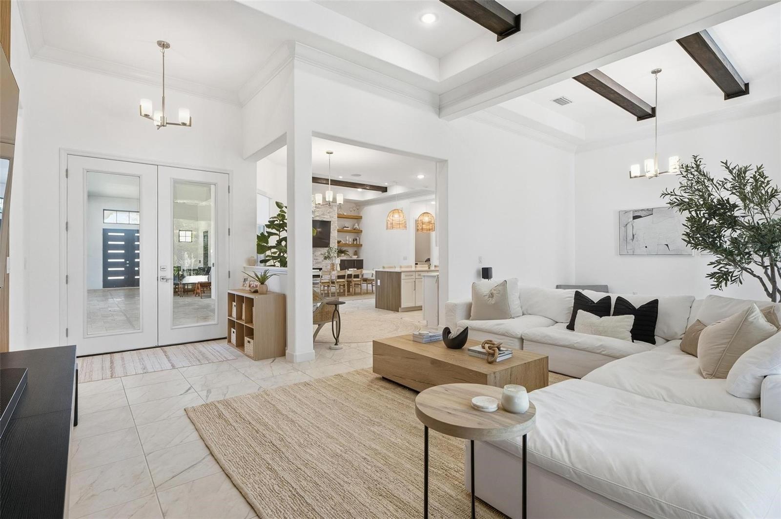 67 NEW LEATHERWOOD DR