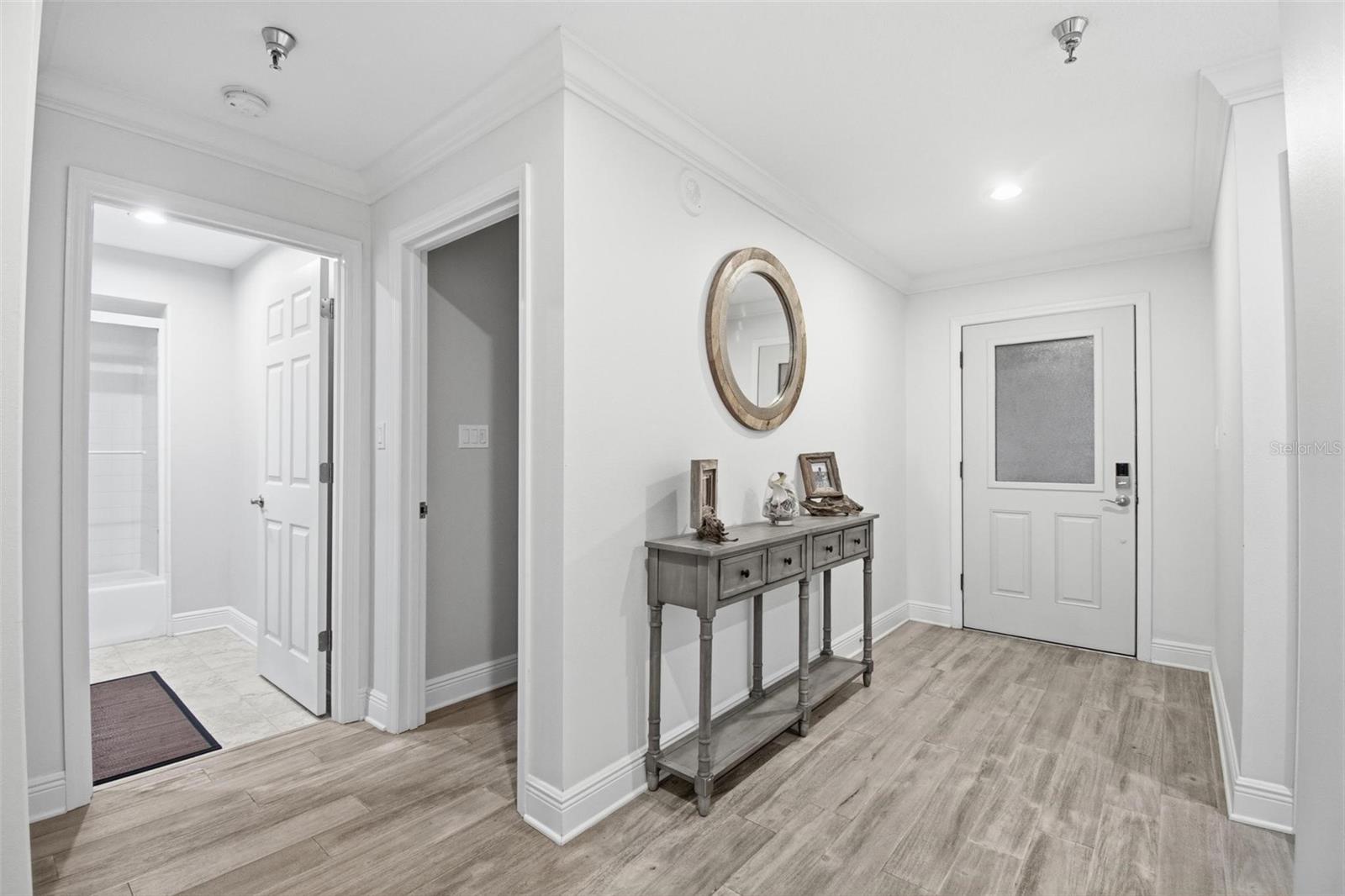 11 AVENUE DE LA MER #1101