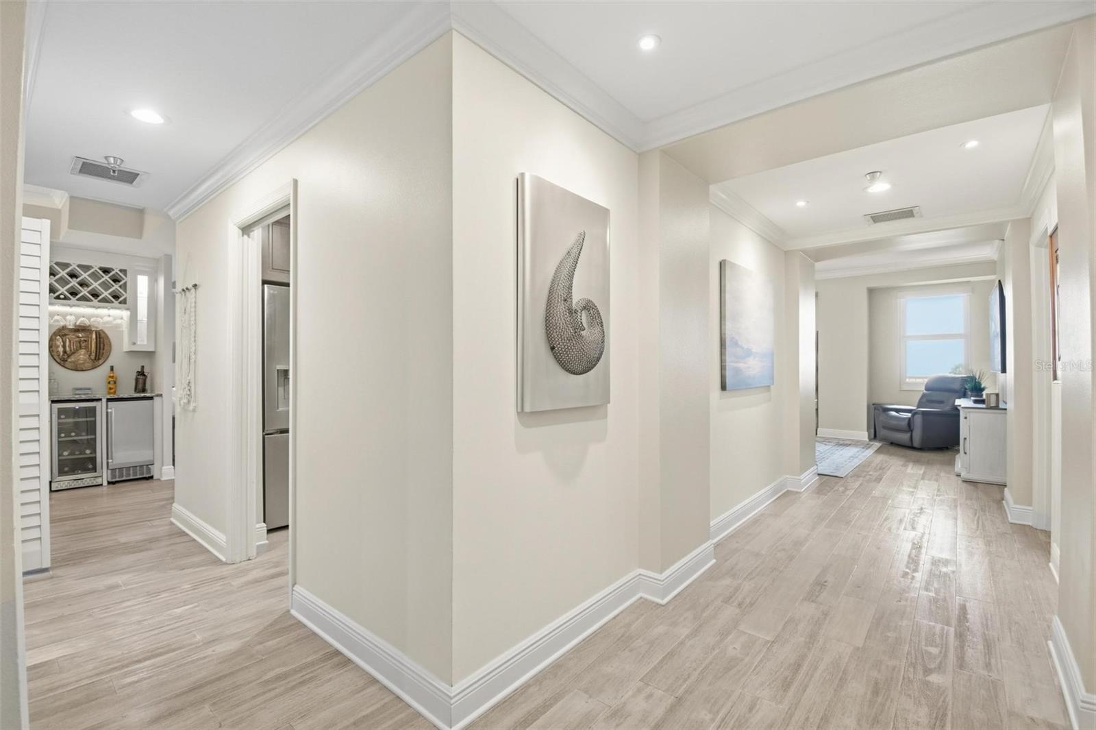 11 AVENUE DE LA MER #1101