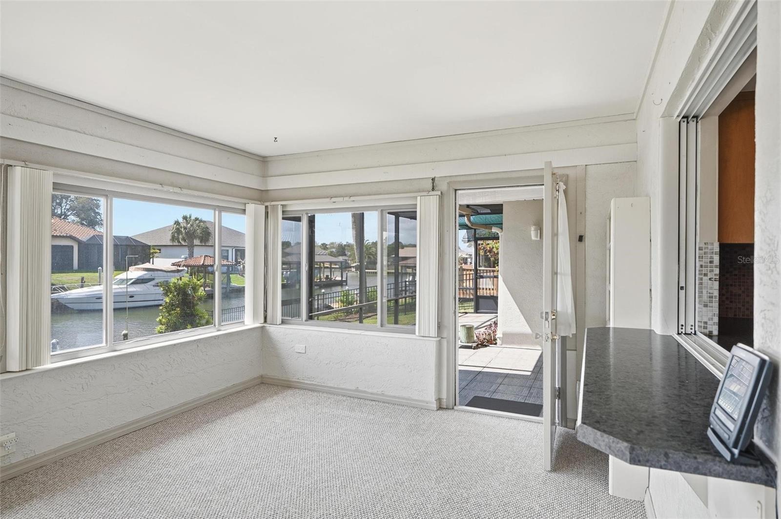 10 CHERRY CT