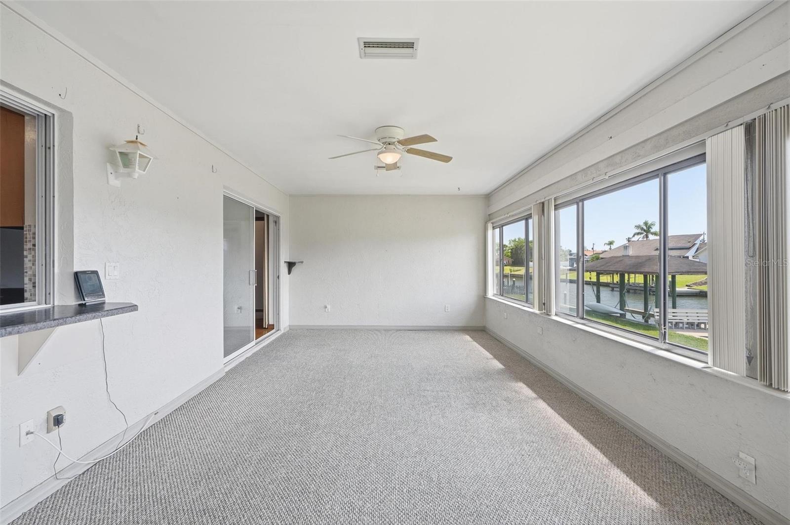 10 CHERRY CT