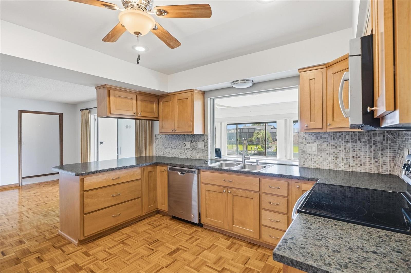 10 CHERRY CT
