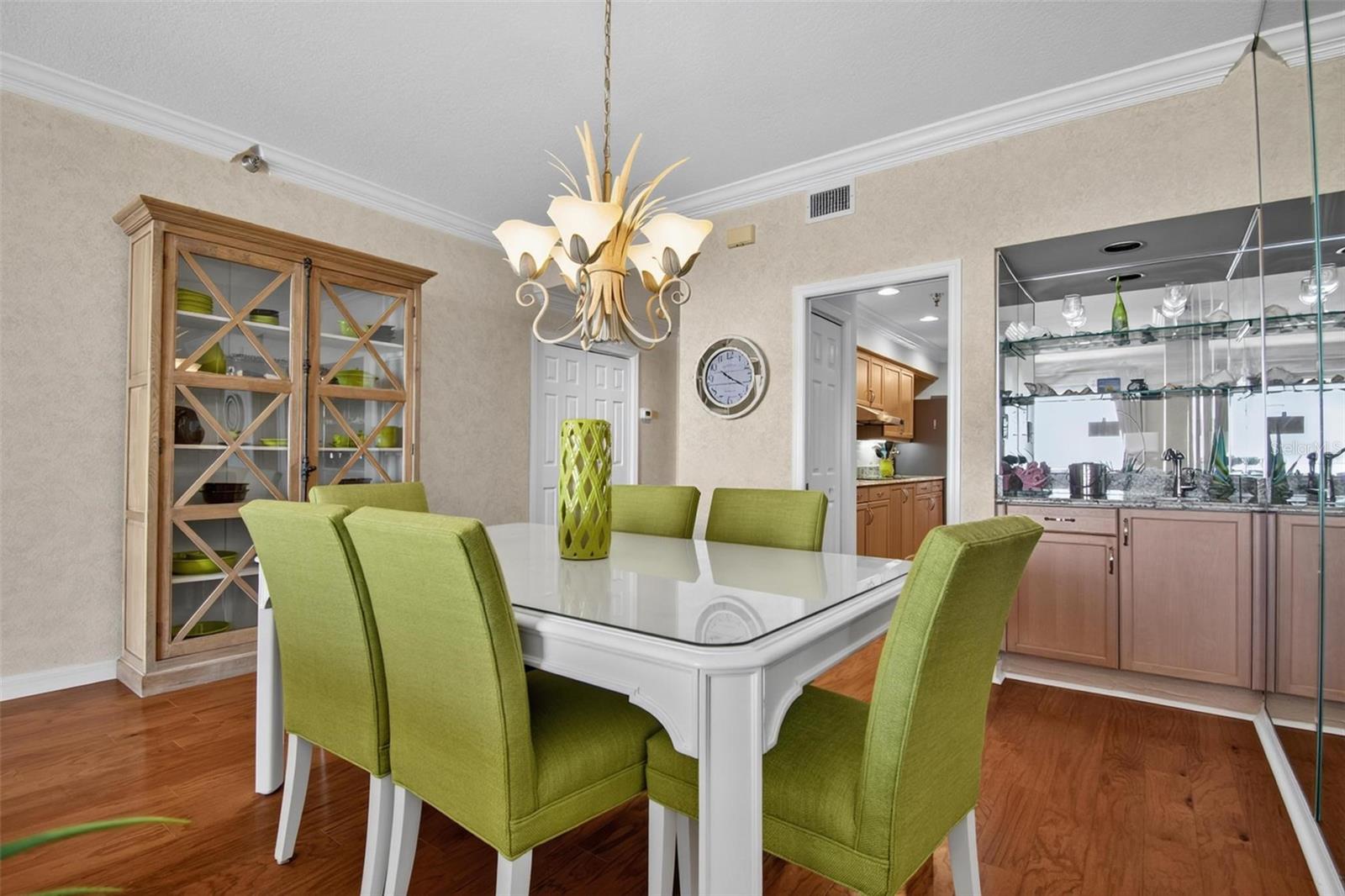11 AVENUE DE LA MER #1303