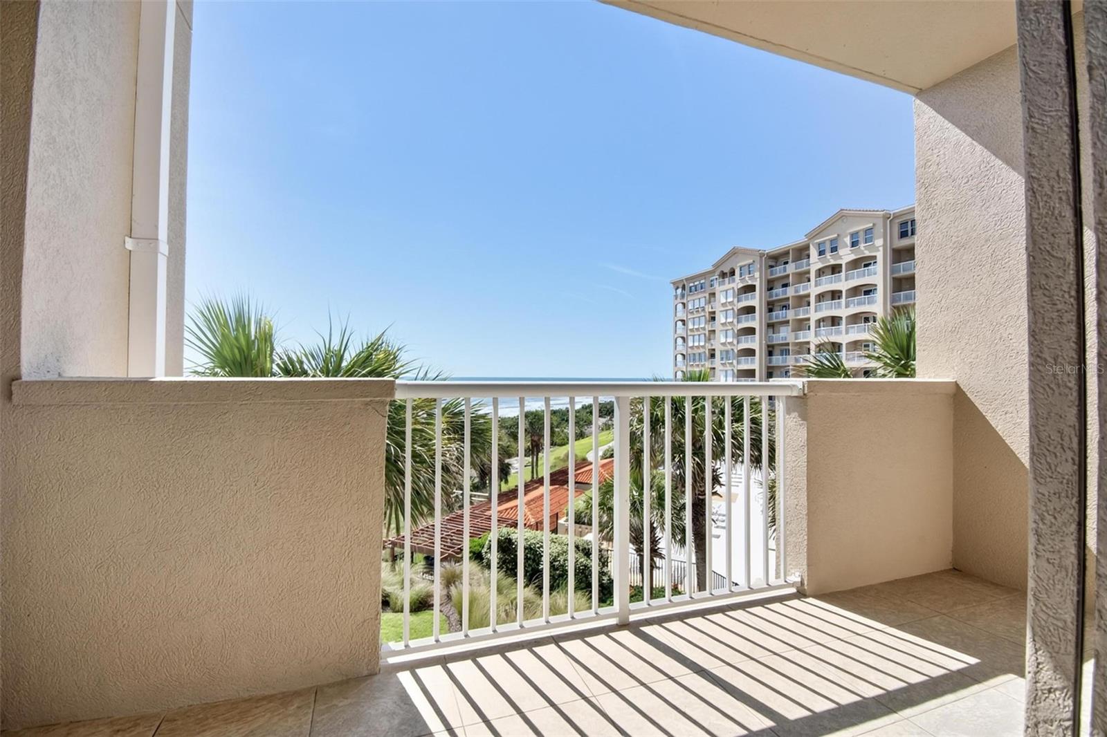 11 AVENUE DE LA MER #1303