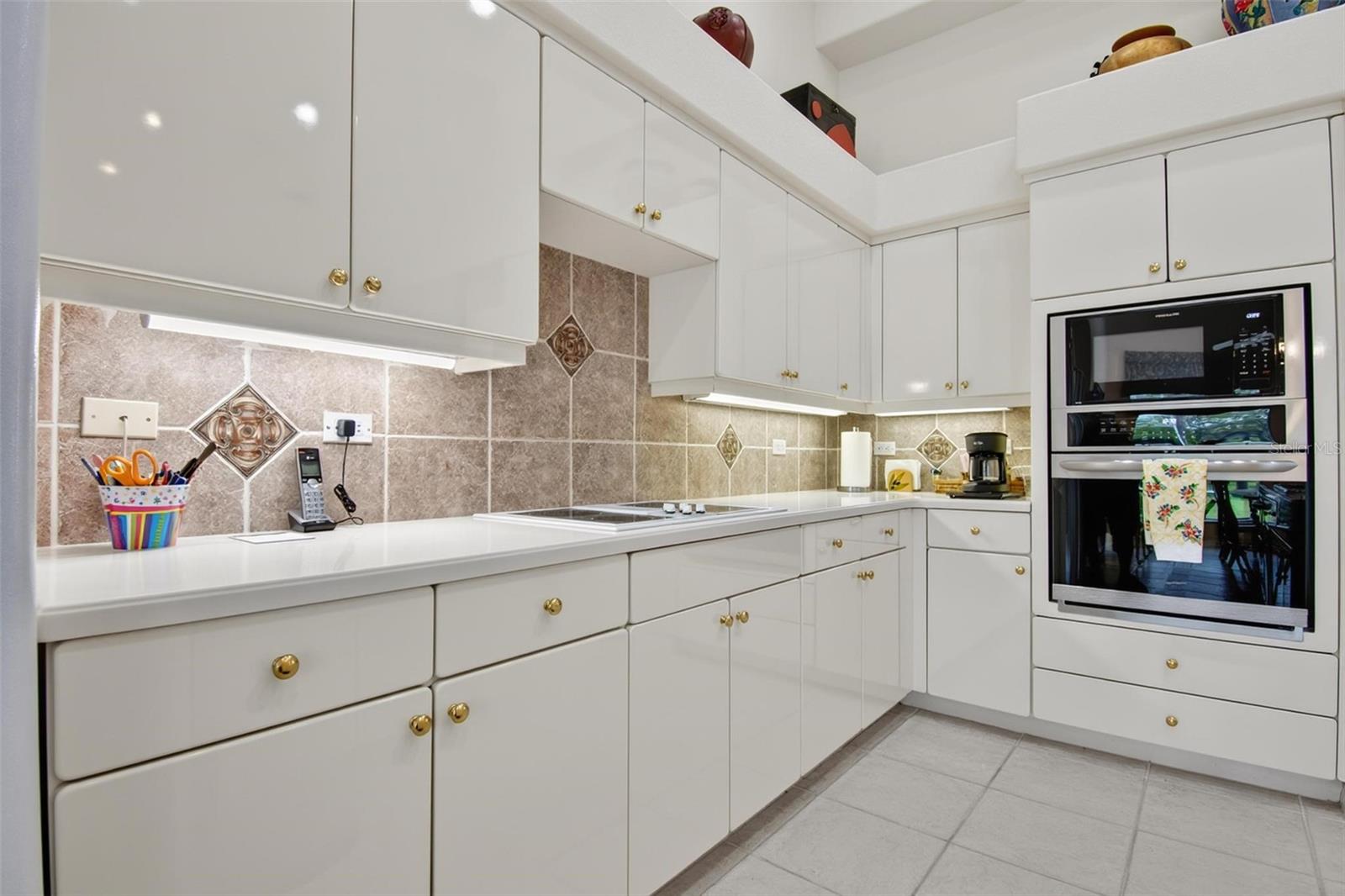 64 ISLAND ESTATES PKWY