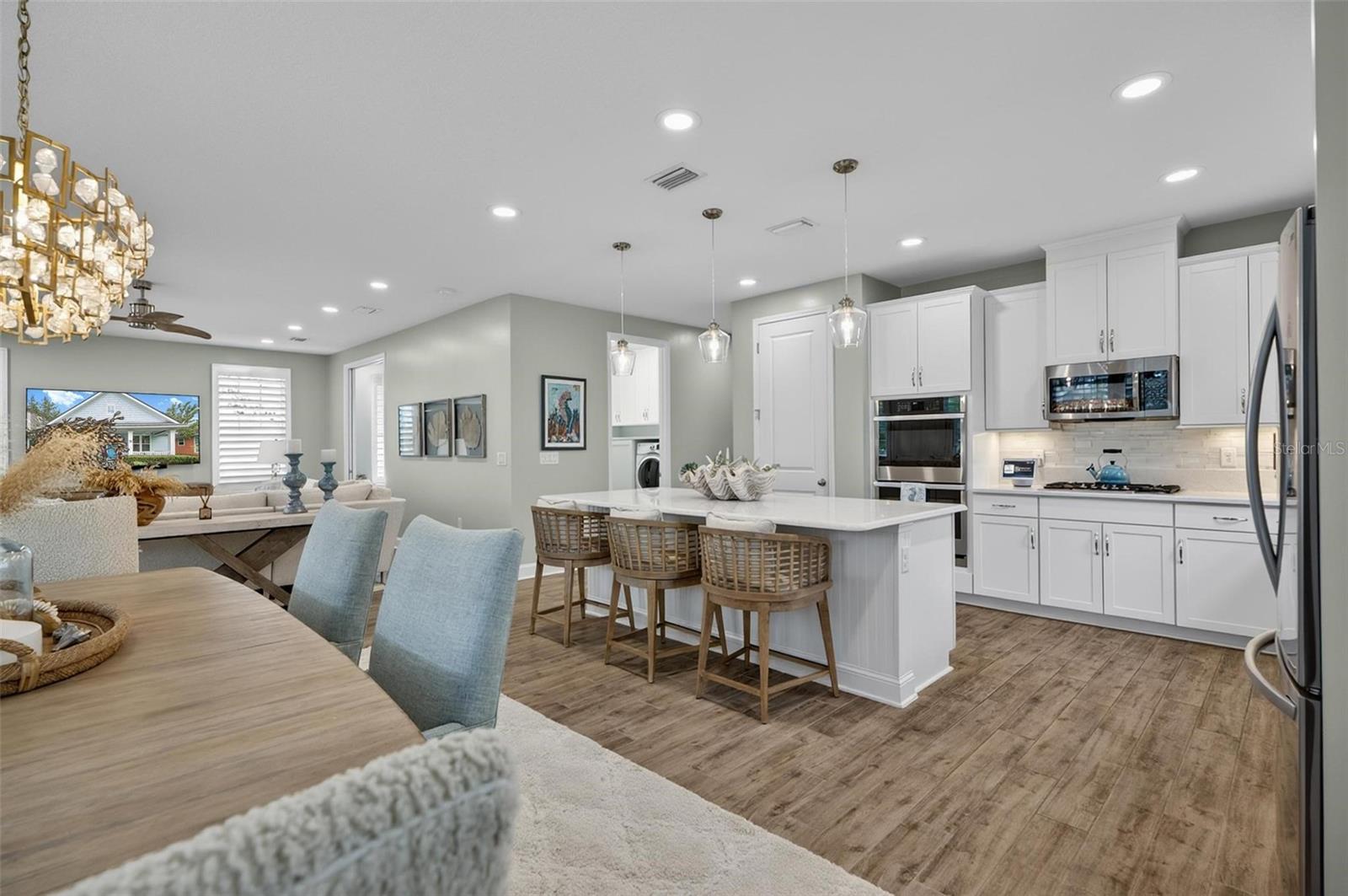 35 HIDDEN TREASURE DR