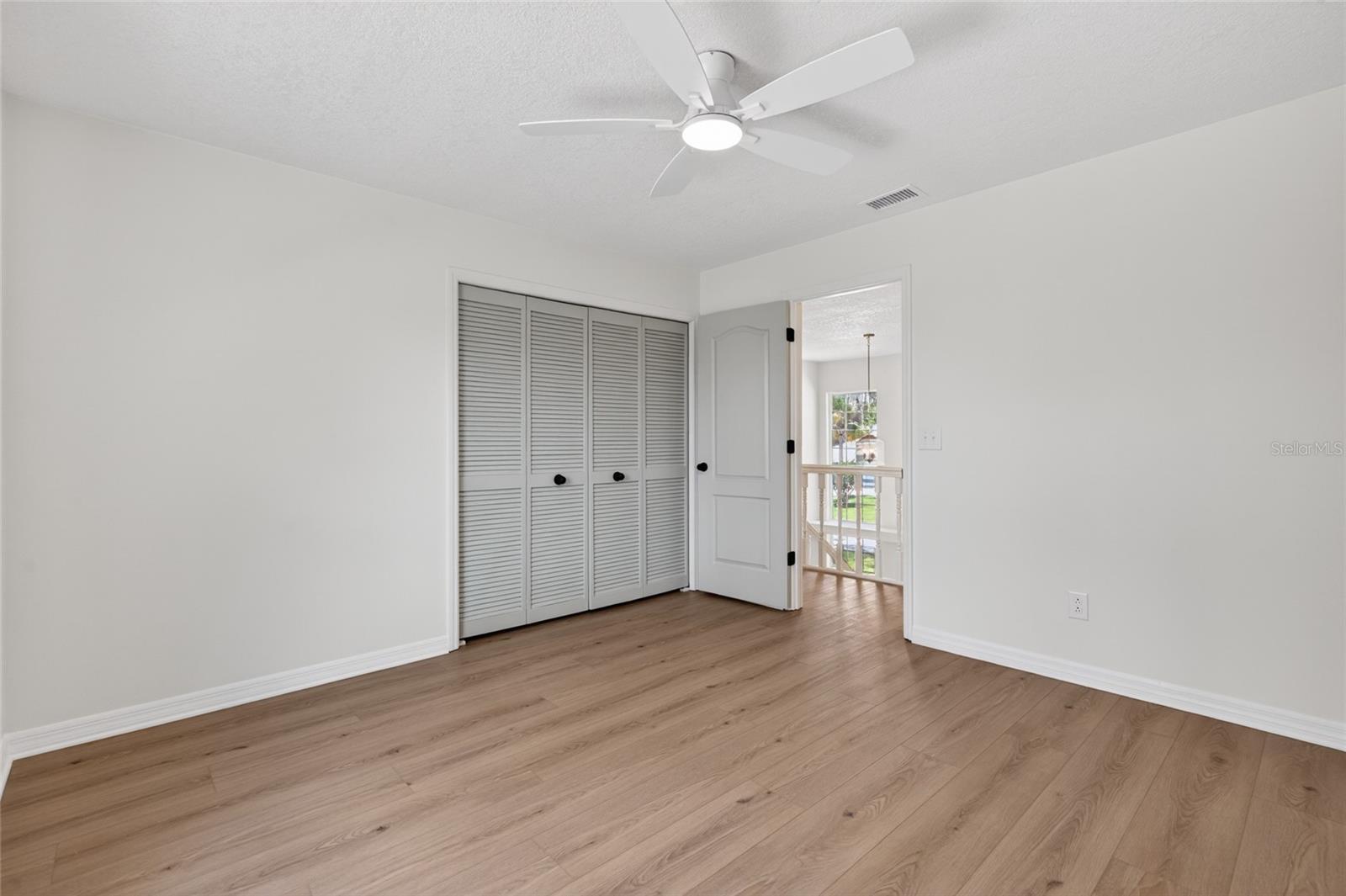 13 ELLSWORTH DR