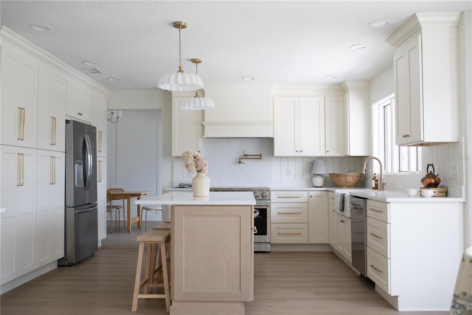 7 CHINOOK CT