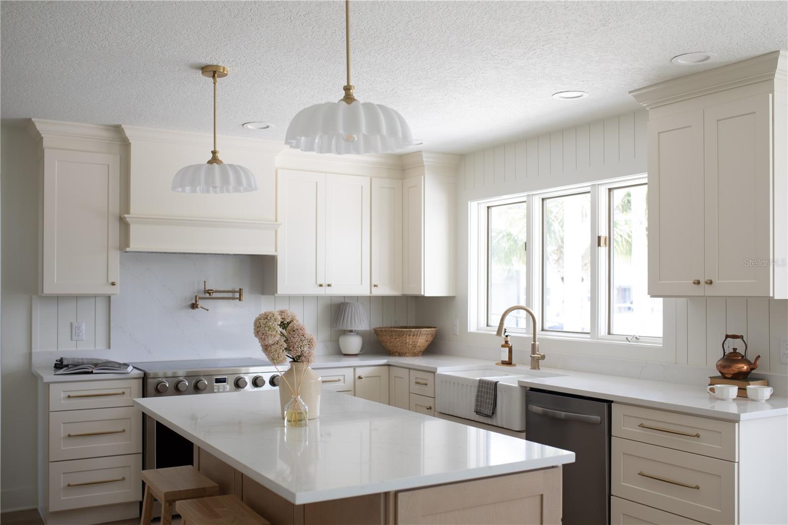 7 CHINOOK CT