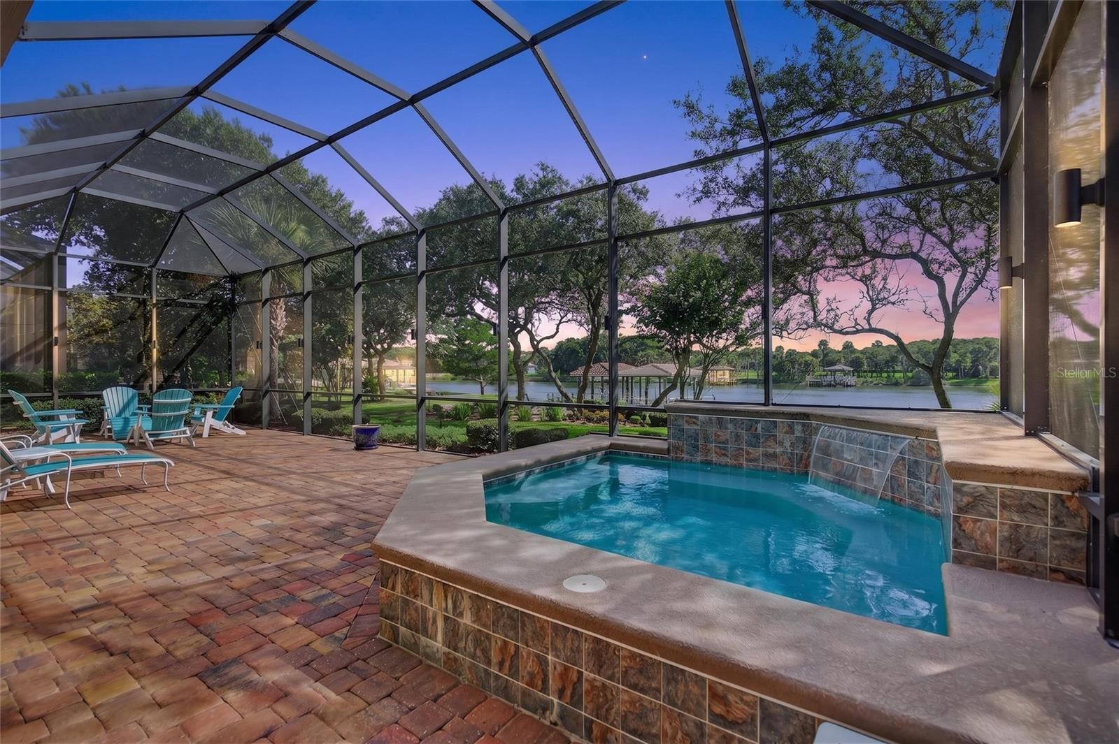 28 N WATERVIEW DR