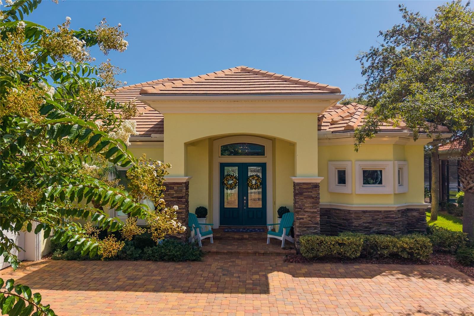 28 N WATERVIEW DR