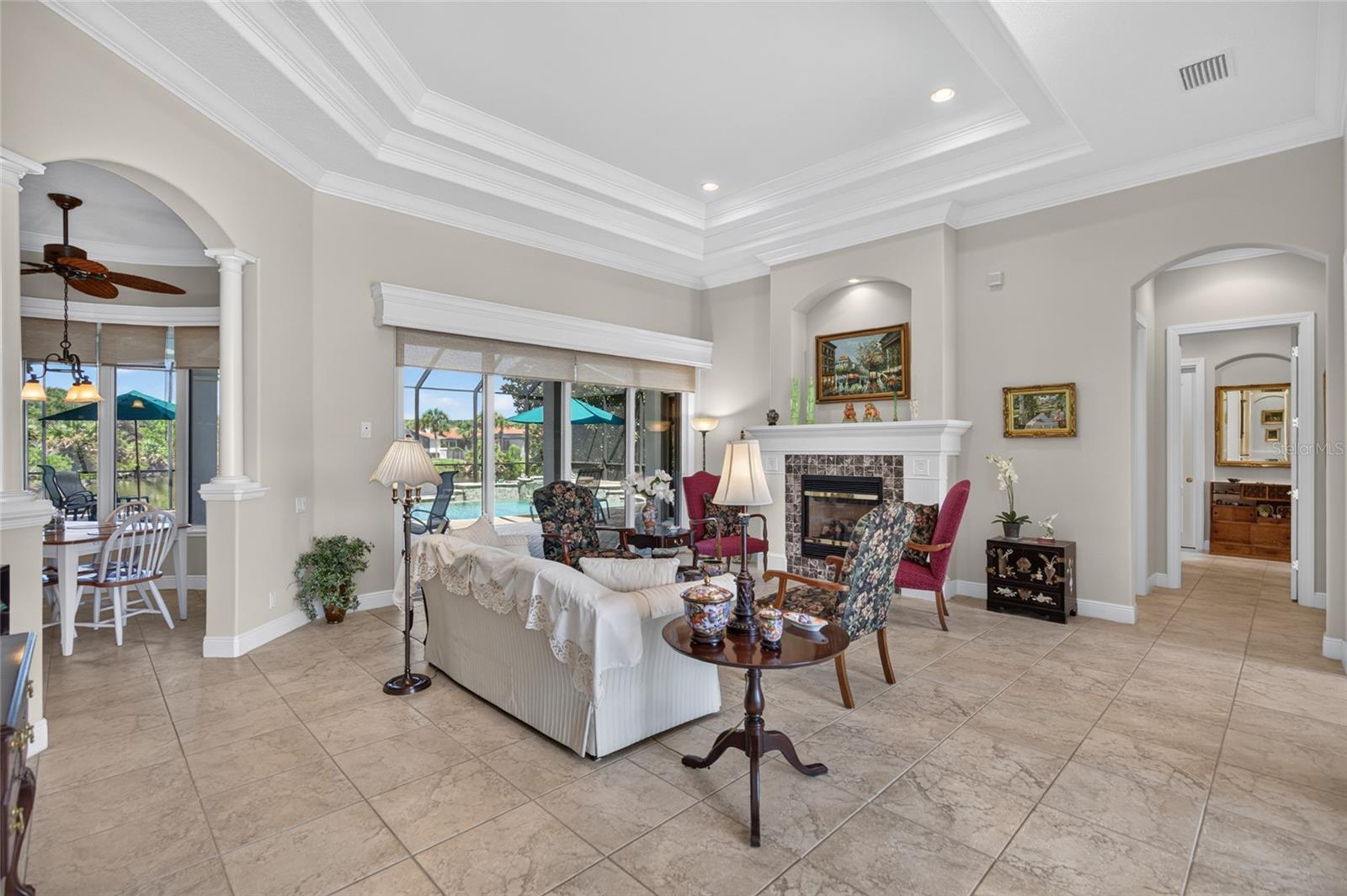 32 SAN GABRIEL LN
