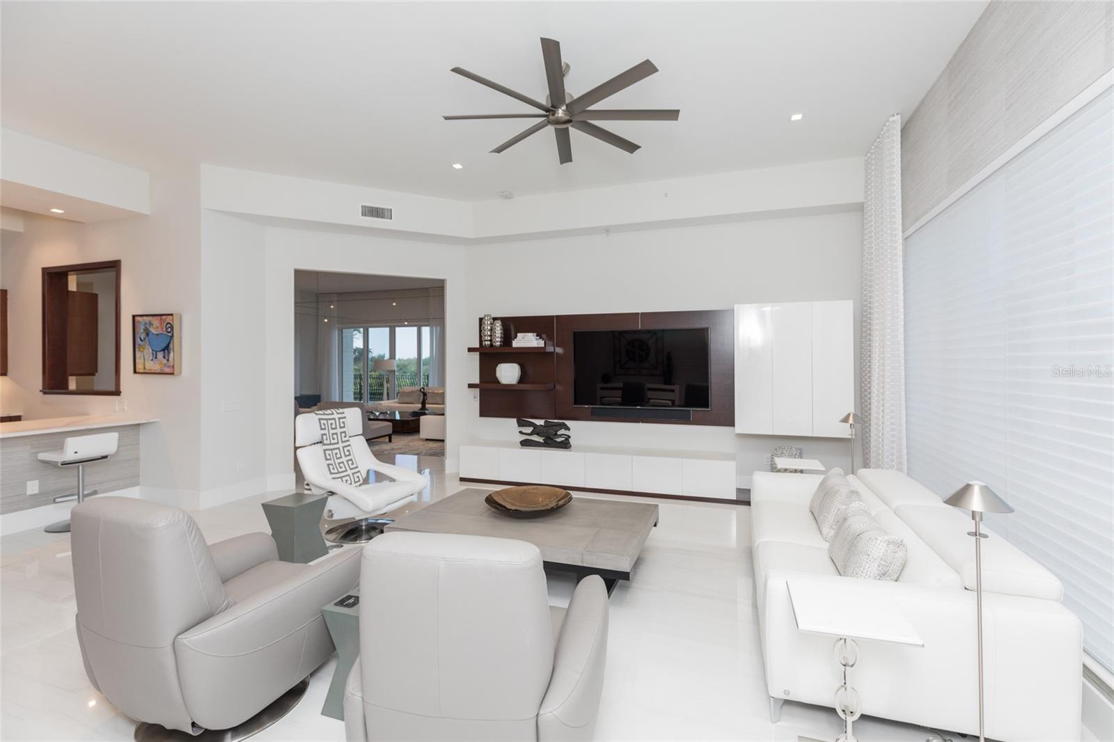 28 PORTO MAR #104