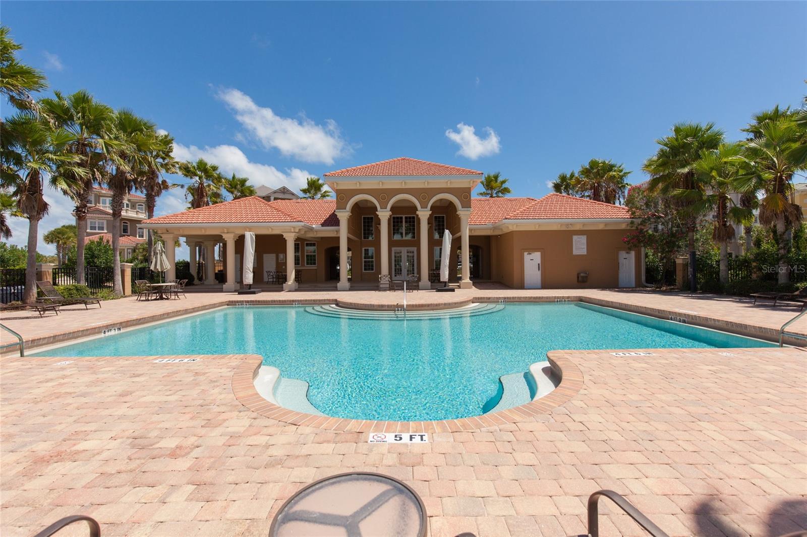 54 HAMMOCK BEACH CIR S