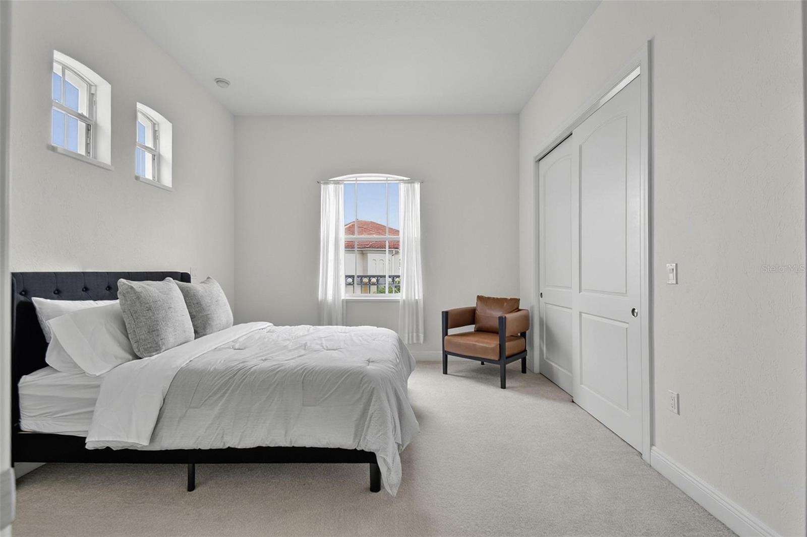 140 AVENUE DE LA MER #1703
