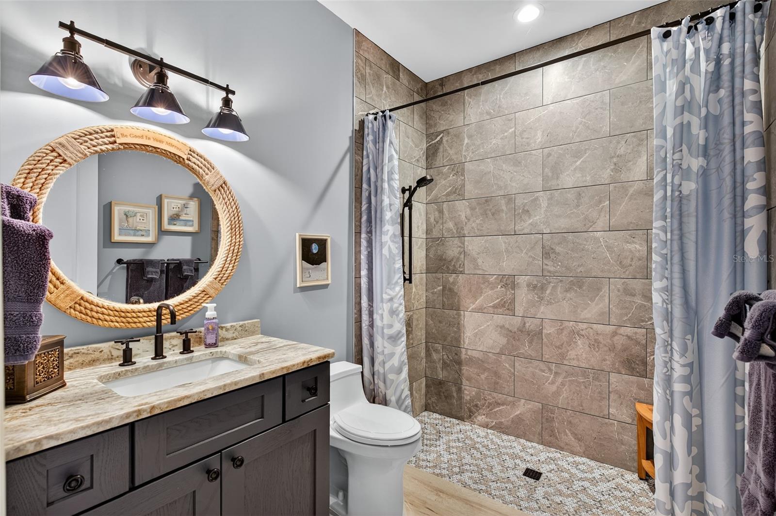 13 ANASTASIA CT