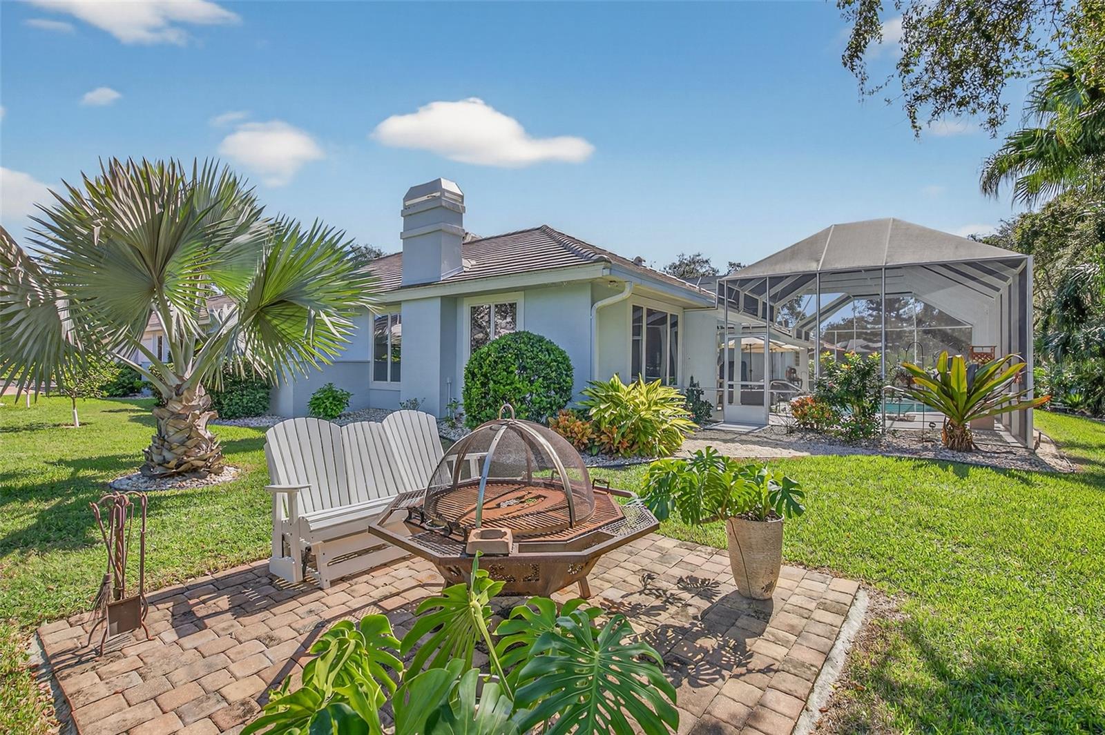 13 ANASTASIA CT