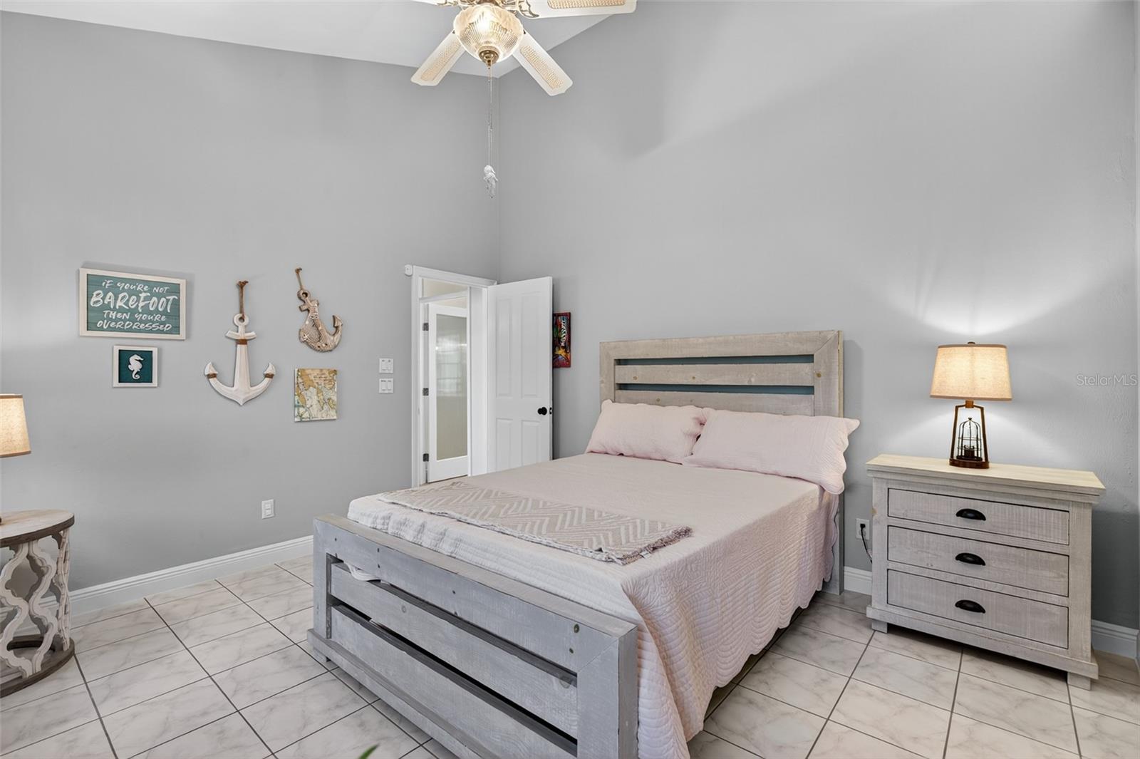 13 ANASTASIA CT