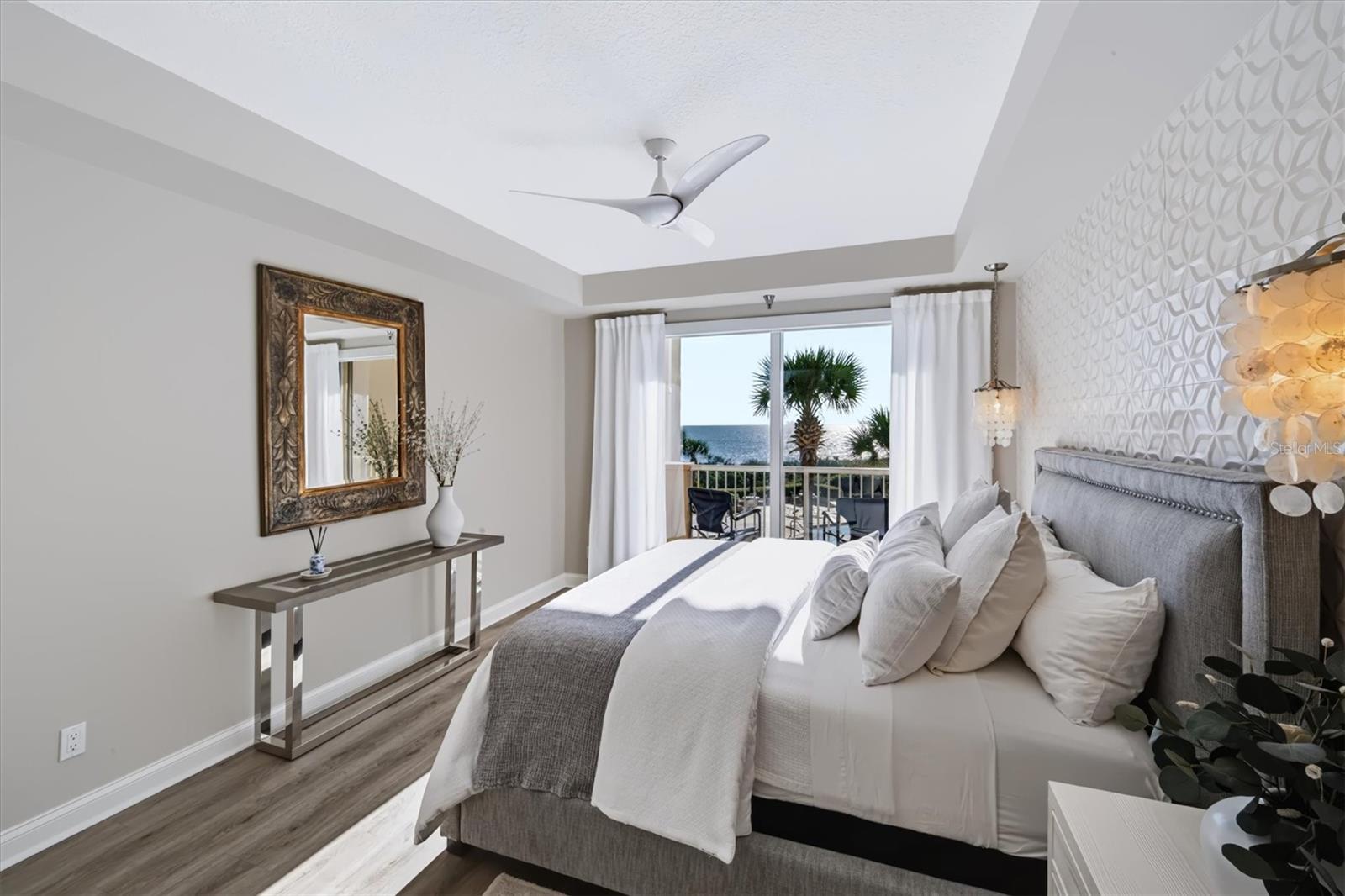 11 AVENUE DE LA MER #1207