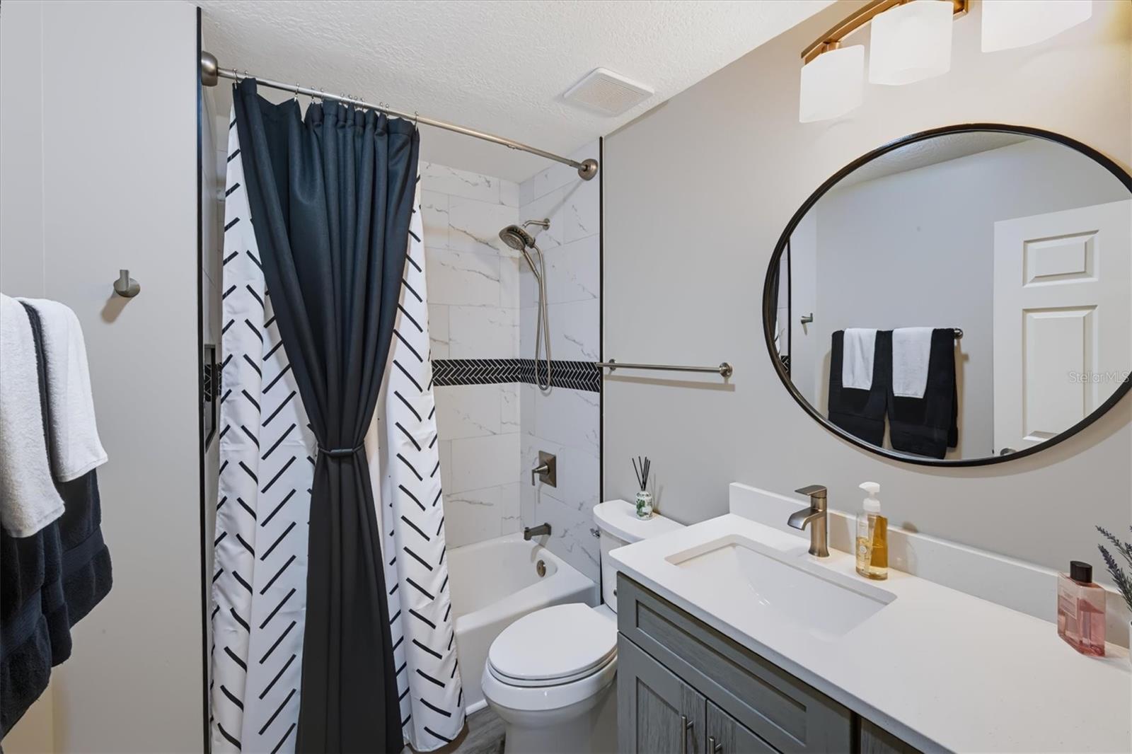 11 AVENUE DE LA MER #1207