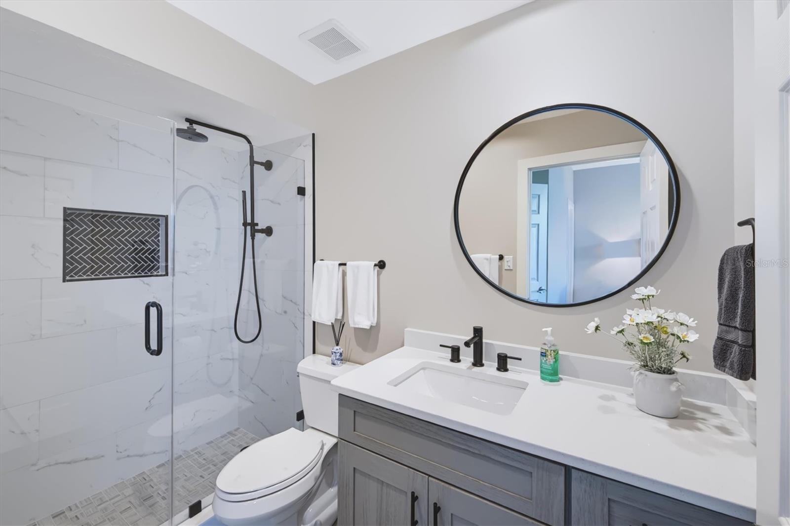 11 AVENUE DE LA MER #1207