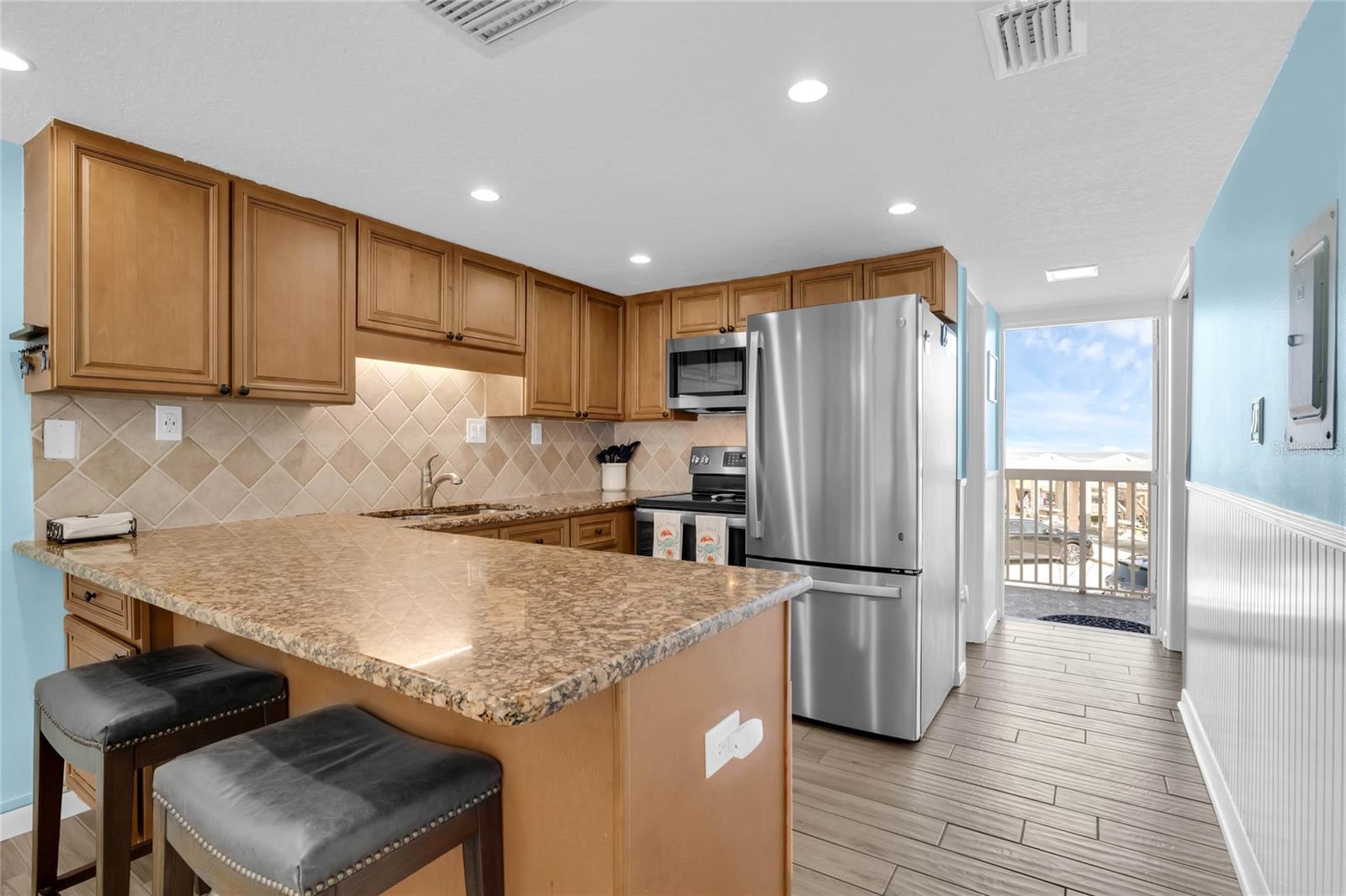 111 N ATLANTIC AVE #C207