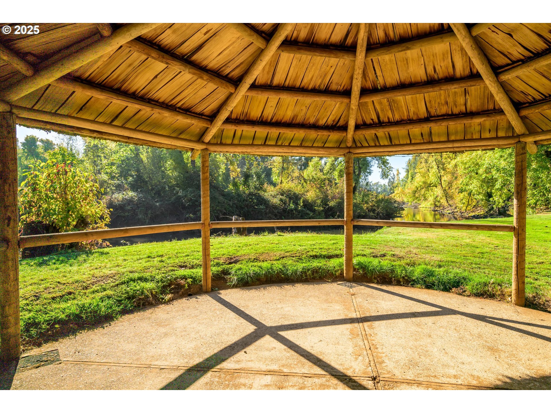 35012 MCKENZIE VIEW DR