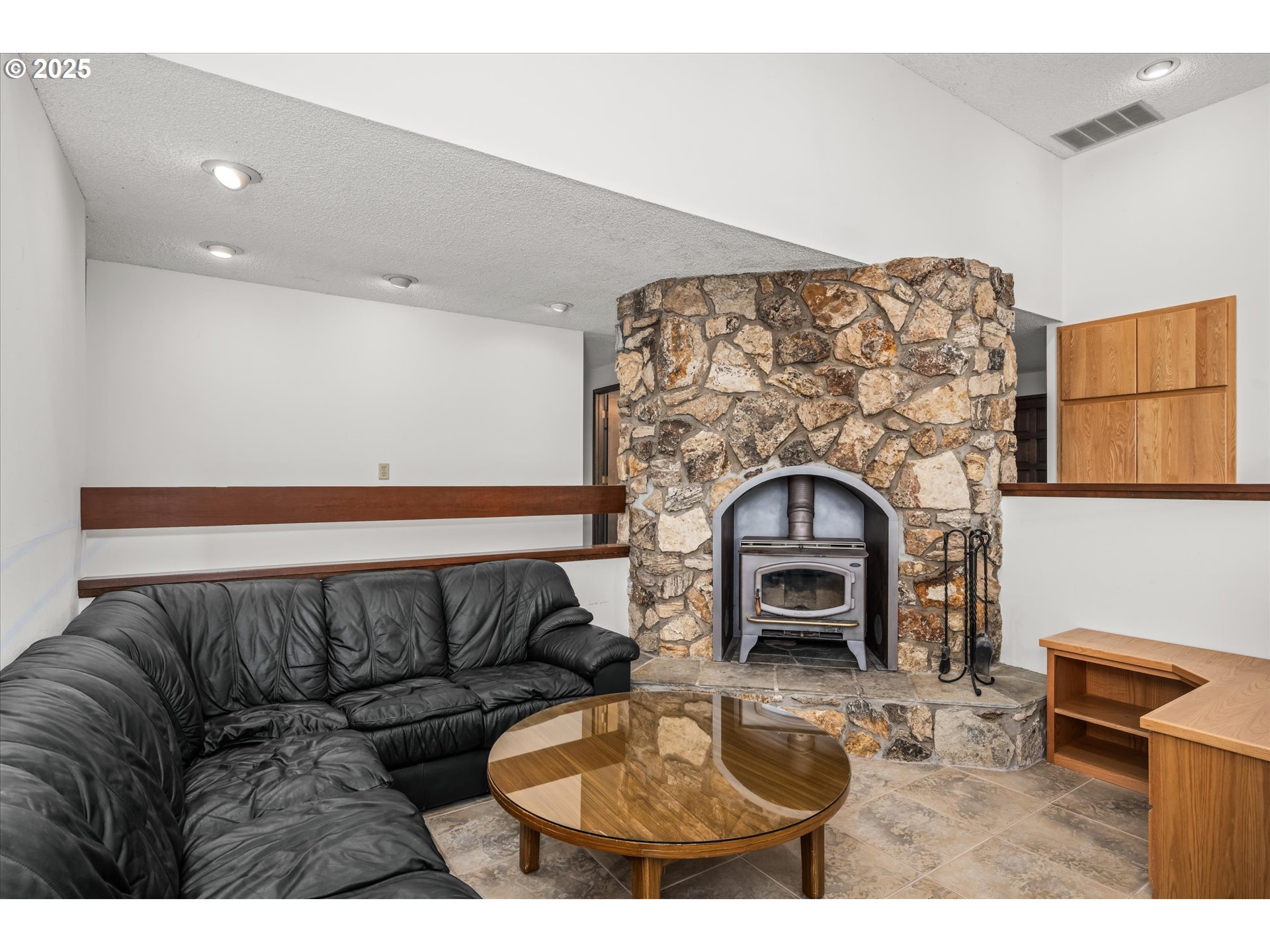 35012 MCKENZIE VIEW DR