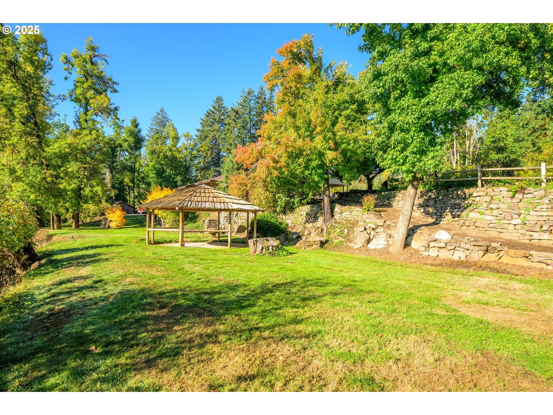 35012 MCKENZIE VIEW DR