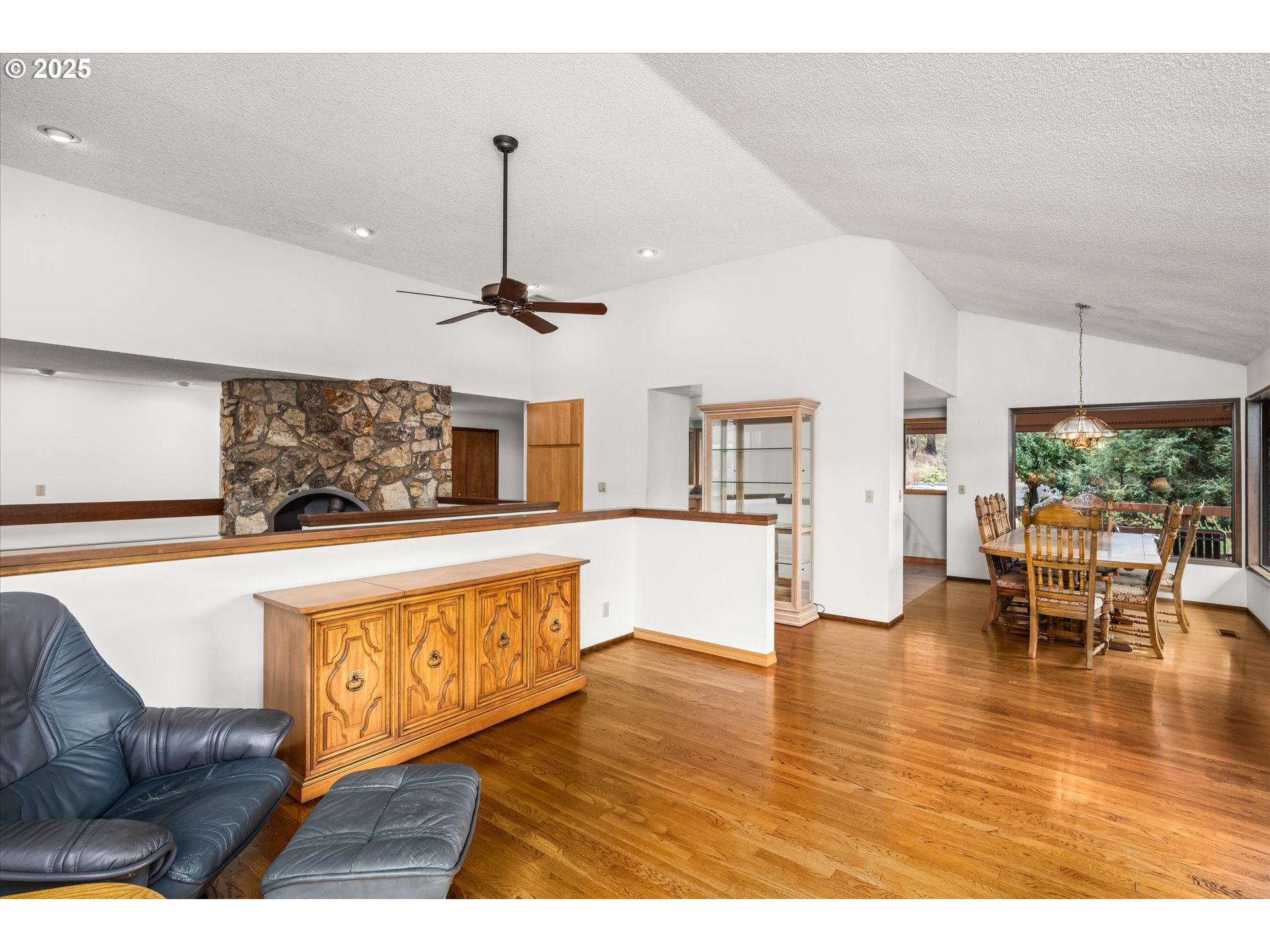 35012 MCKENZIE VIEW DR