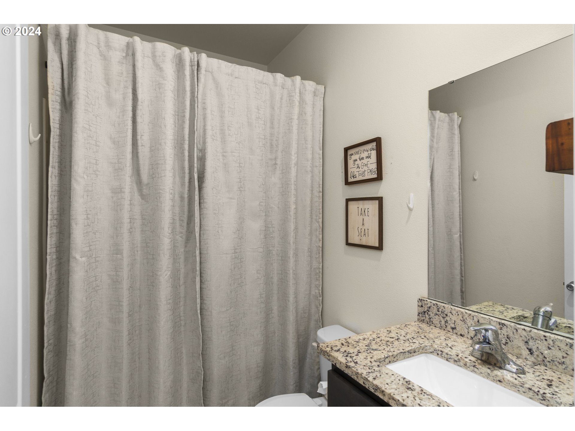 2343 NW YOHN RANCH DR, McMinnville