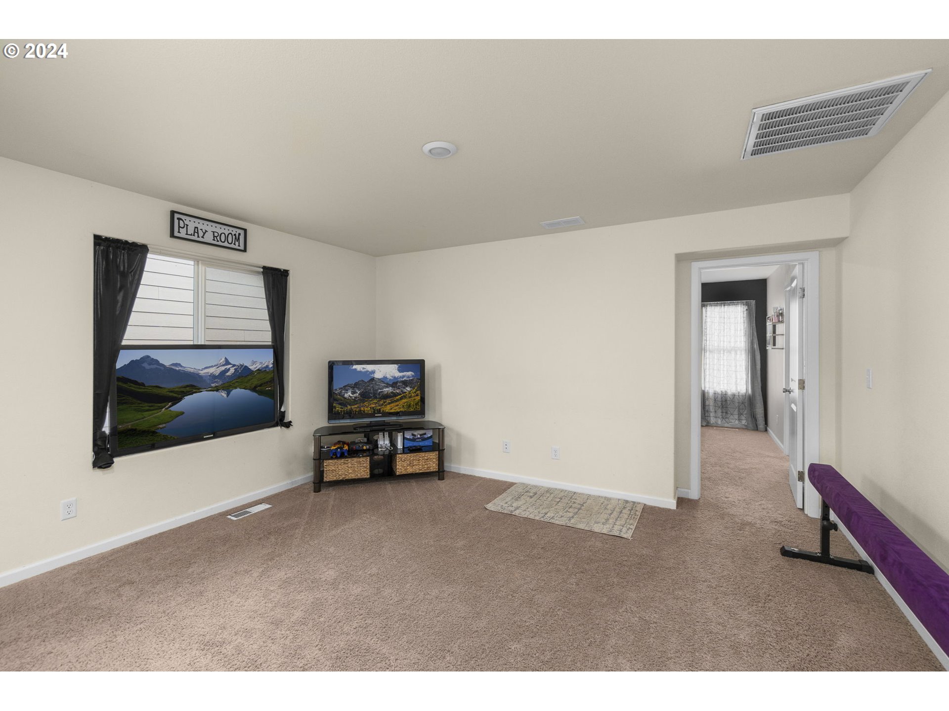 2343 NW YOHN RANCH DR, McMinnville