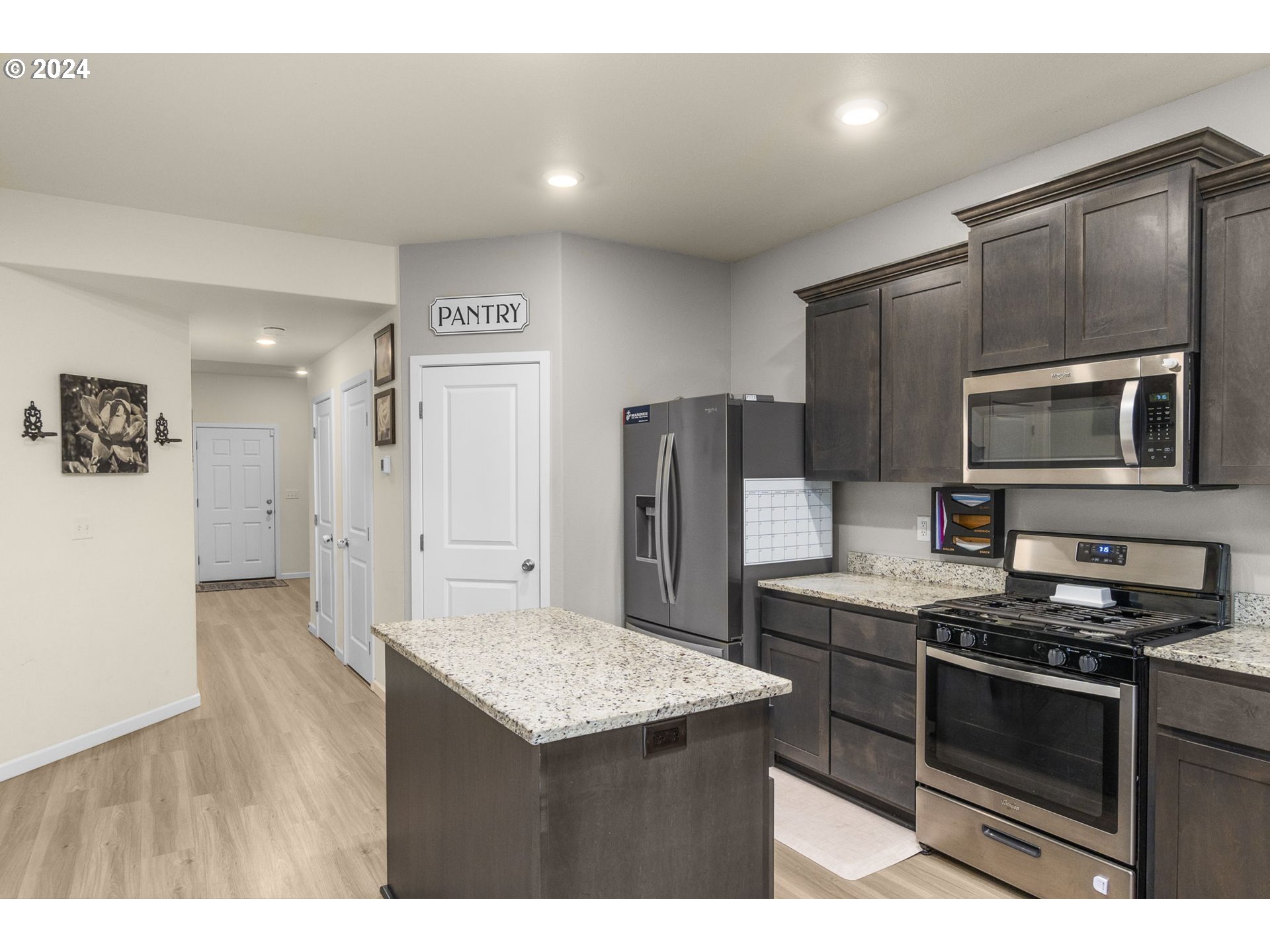 2343 NW YOHN RANCH DR, McMinnville