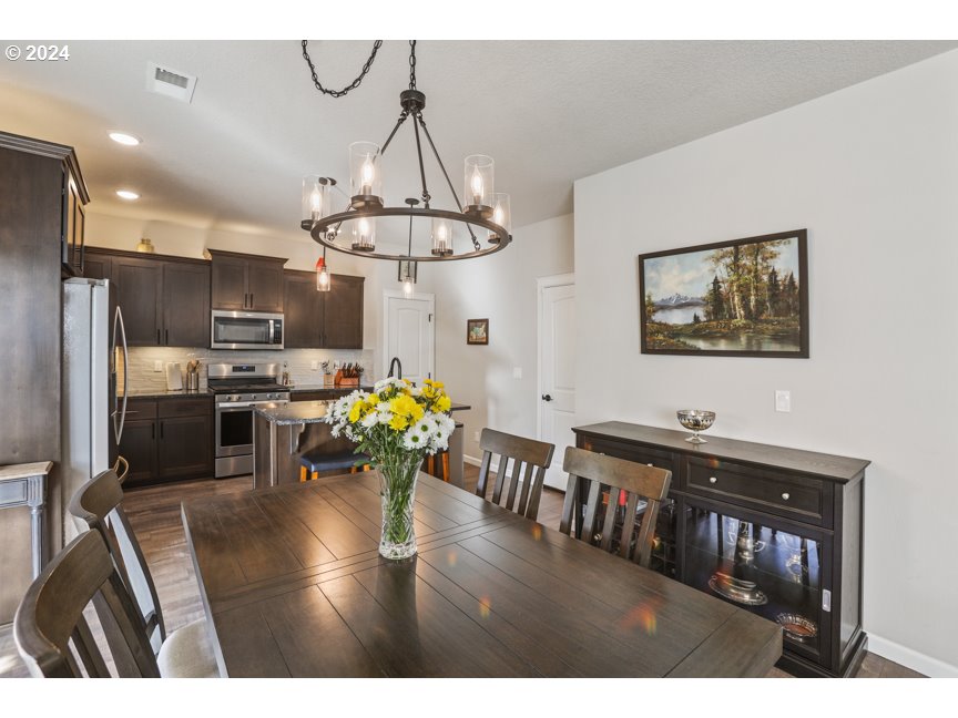 59551 EMERALD LOOP, St. Helens