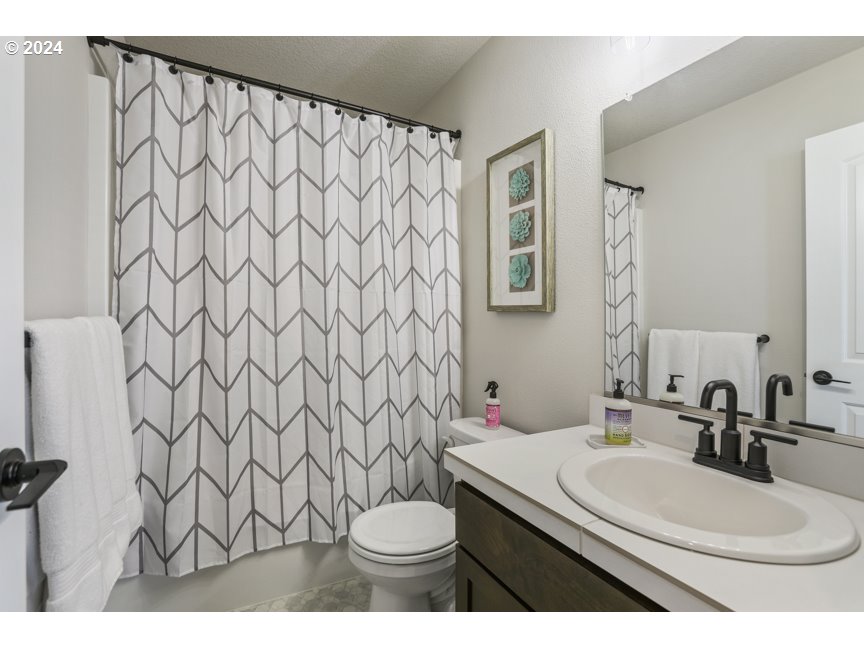 59551 EMERALD LOOP, St. Helens